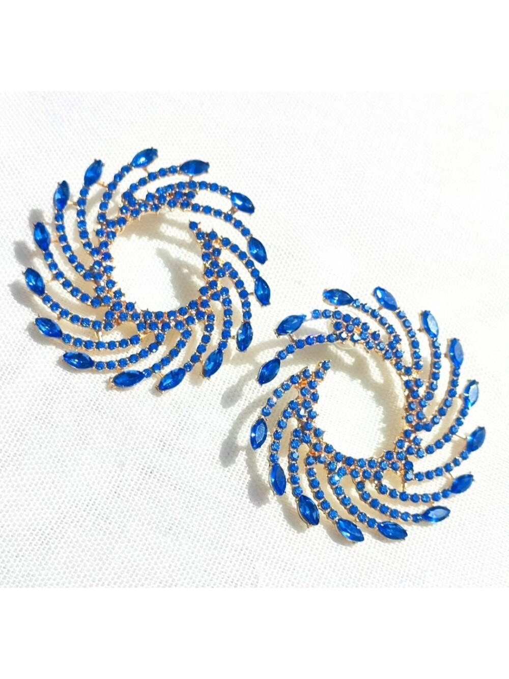 Dark Blue Spiral Rhinestone Earings