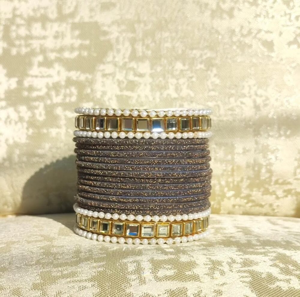 Grey Velvet Kundan Kara Bangle Set