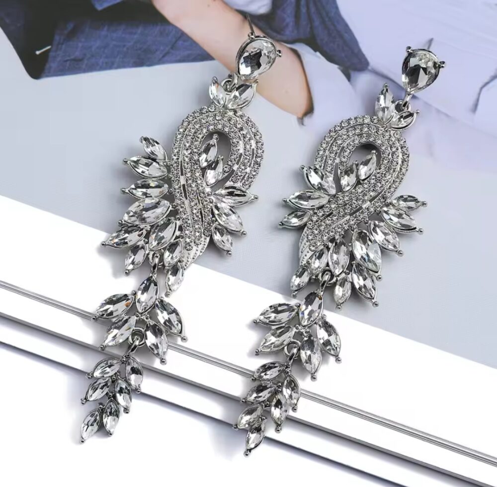 Silver Long Pendant Rhinestone Earings