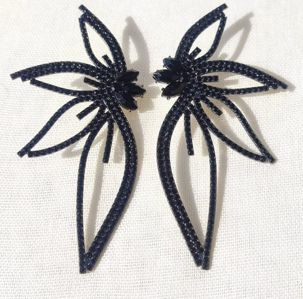 Black Leaf Rhinestone Earings
