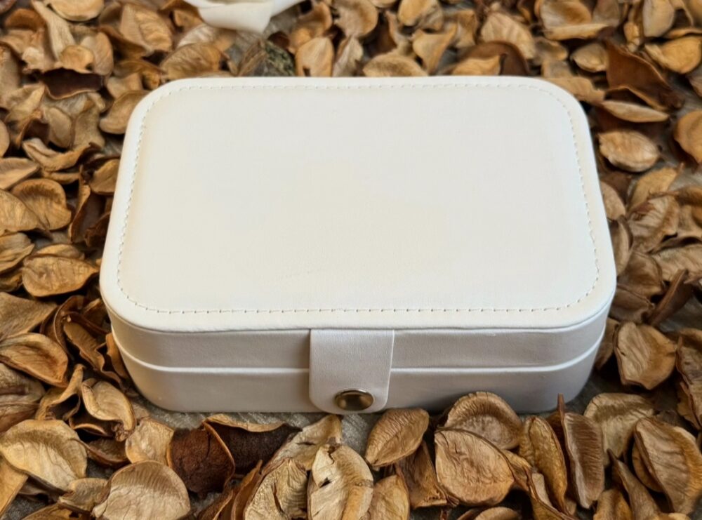 White Medium Size Jewellery Organizer