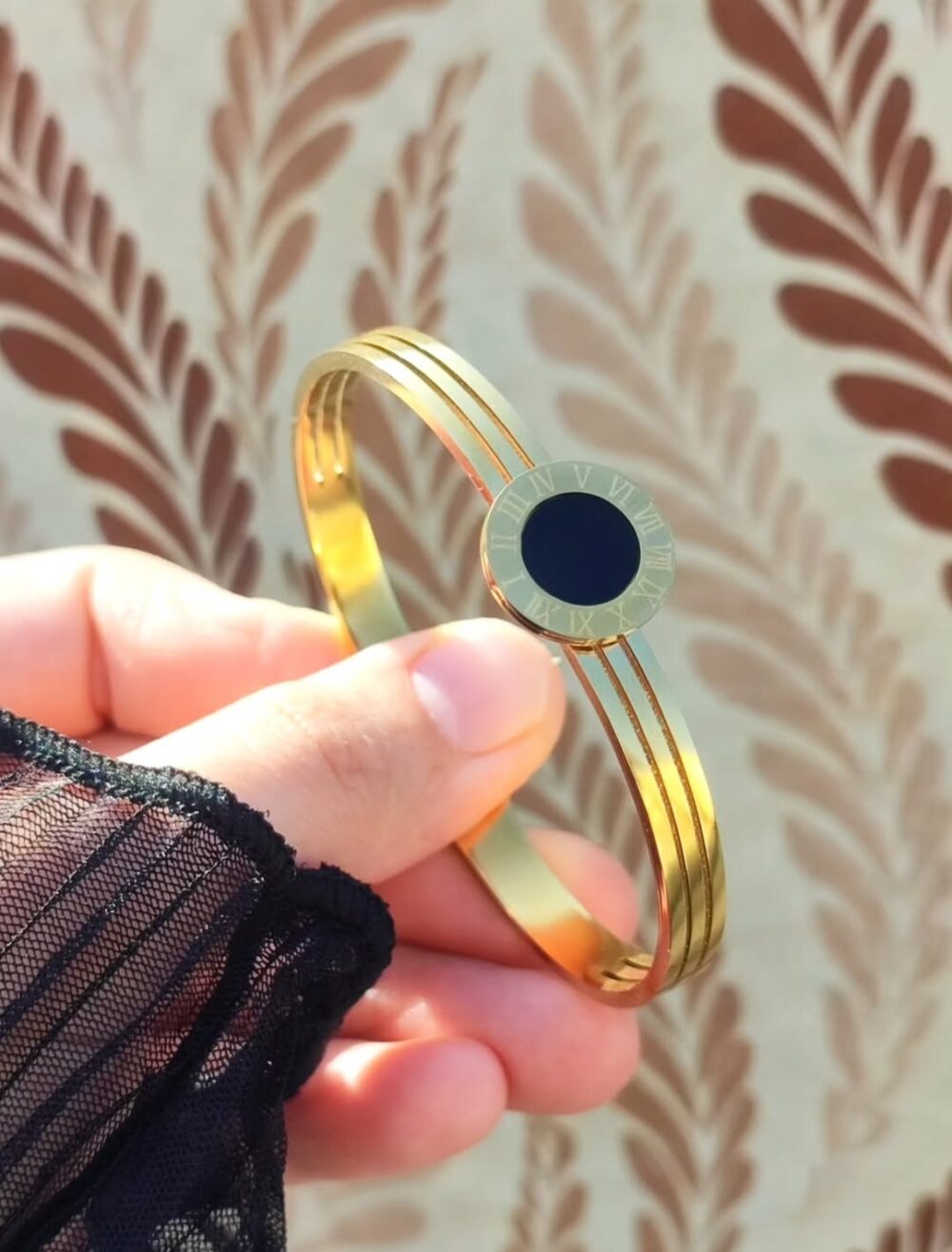 Black Clock HandCuff