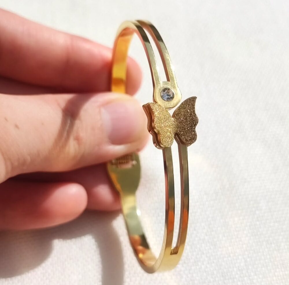 Butterfly HandCuff