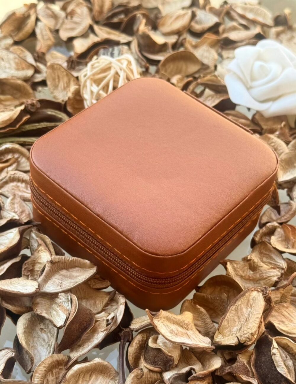 Brown Jewellery Organizer