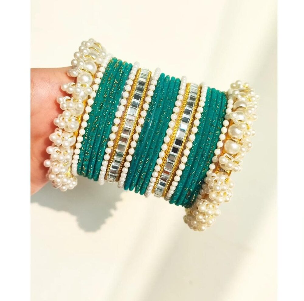 Sea Green Velvet Bangles Kundan Kara Pearl Gajra Set
